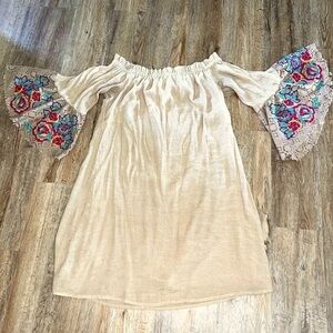 Luxology Cream Dress with Colorful Floral Bell Sleeves Boho Country Chic Comfy